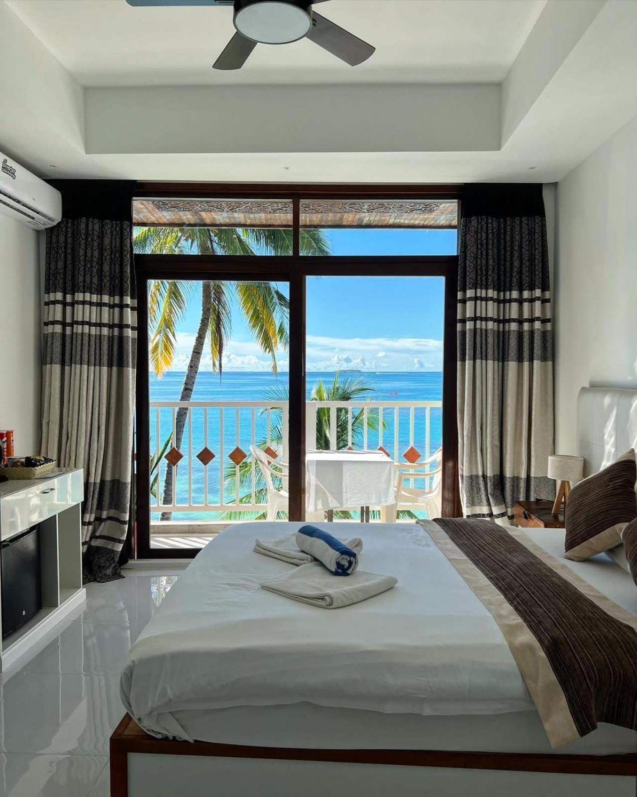 Heron Beach Hotel - The Best Maldivian Getaway In Dhiffushi,Maldives Εξωτερικό φωτογραφία