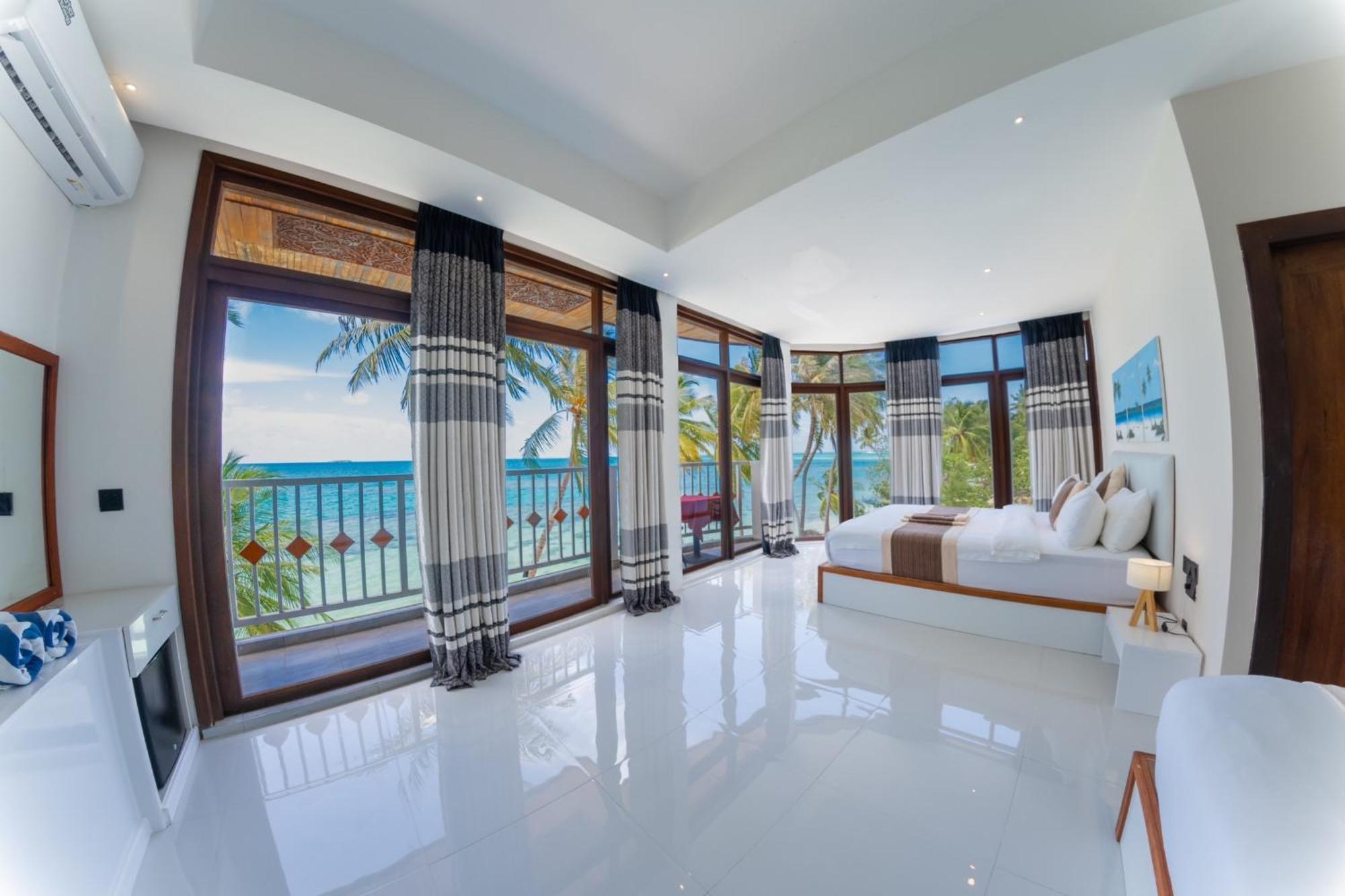 Heron Beach Hotel - The Best Maldivian Getaway In Dhiffushi,Maldives Εξωτερικό φωτογραφία